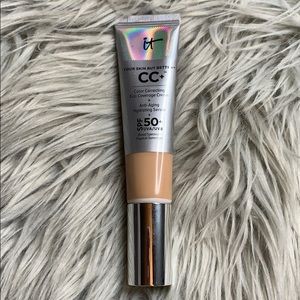 It cosmetics foundation